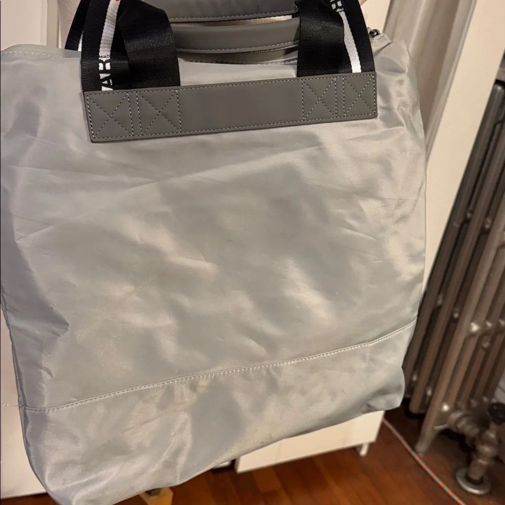 Pajar Tote Bag w/ Water Bottle Bag Attachment - Picture 7 of 8
